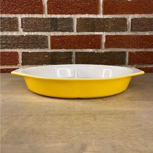 Vintage Yellow Pyrex Divided Casserole Dish - 1 1/2 Qt Size